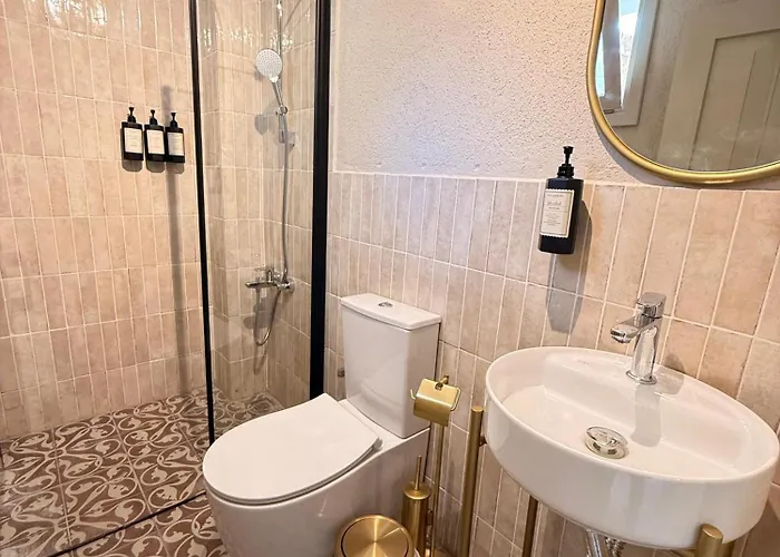 Elos Hotel Eskiomerler